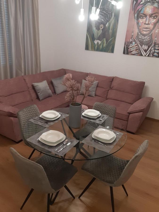 Apartman Vale Leilighet Rijeka Eksteriør bilde